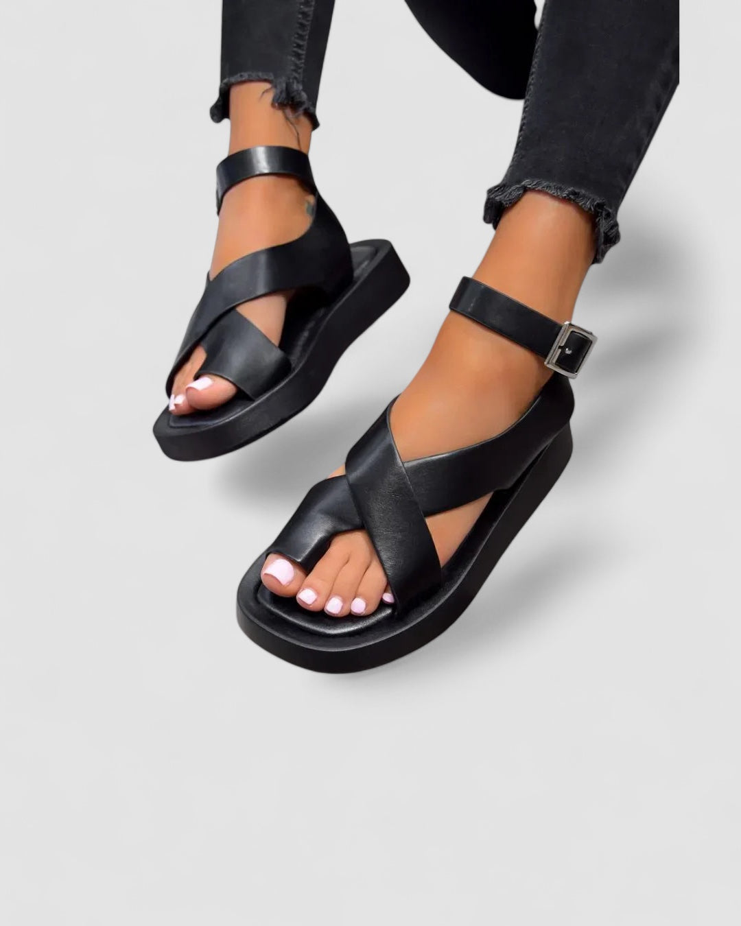 FREYJA™ | Eleganta &amp; Avslappnade Sandaler Petra